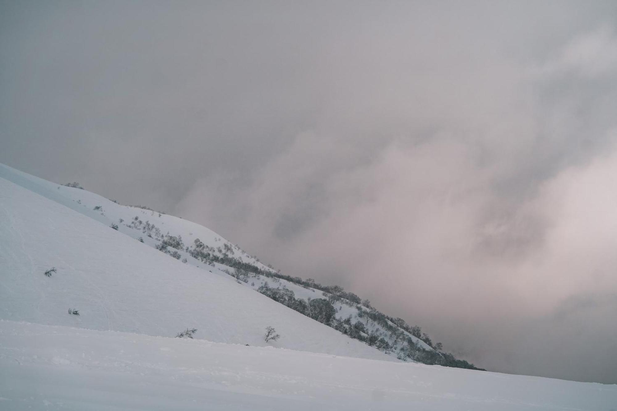 Alpenglow Lodges Ginkei Niseko Buitenkant foto